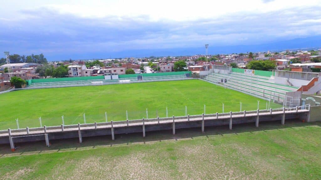 Fútbol En Argentina ¿este Año Volverá El Público A Las Canchas Salta 4400 9349