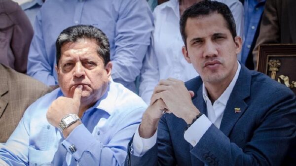 Zambrano y Guaidó Fuente: Asamblea Nacional.
