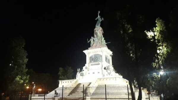 Monumento 20 de Febrero - Fuente: Salta4400