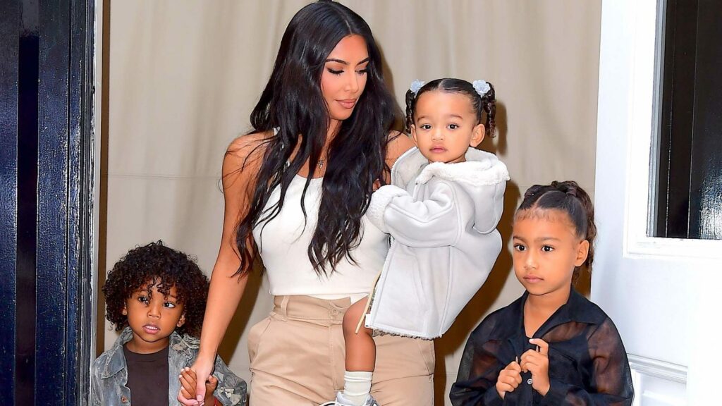 Kim Kardashian Enternece A Sus Seguidores Con Mensaje A Sus Hijos En Instagram Salta 4400 4741