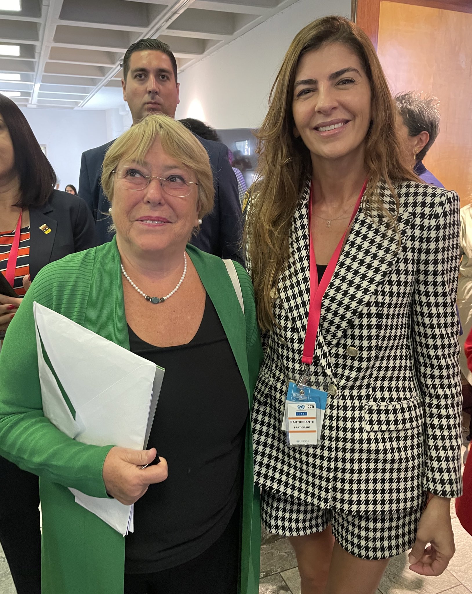 Bettina Romero con Bachelet