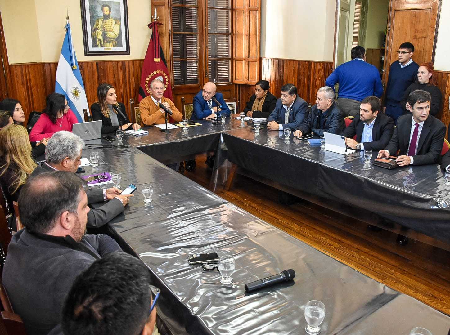 Senadores de Salta - Ley Micaela