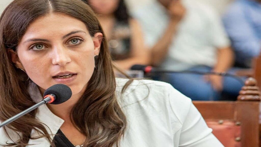 Paula Benavides Quiere Llegar Al Parlasur ¿le Darán Los Números A Salta Independiente Salta 4400 1520