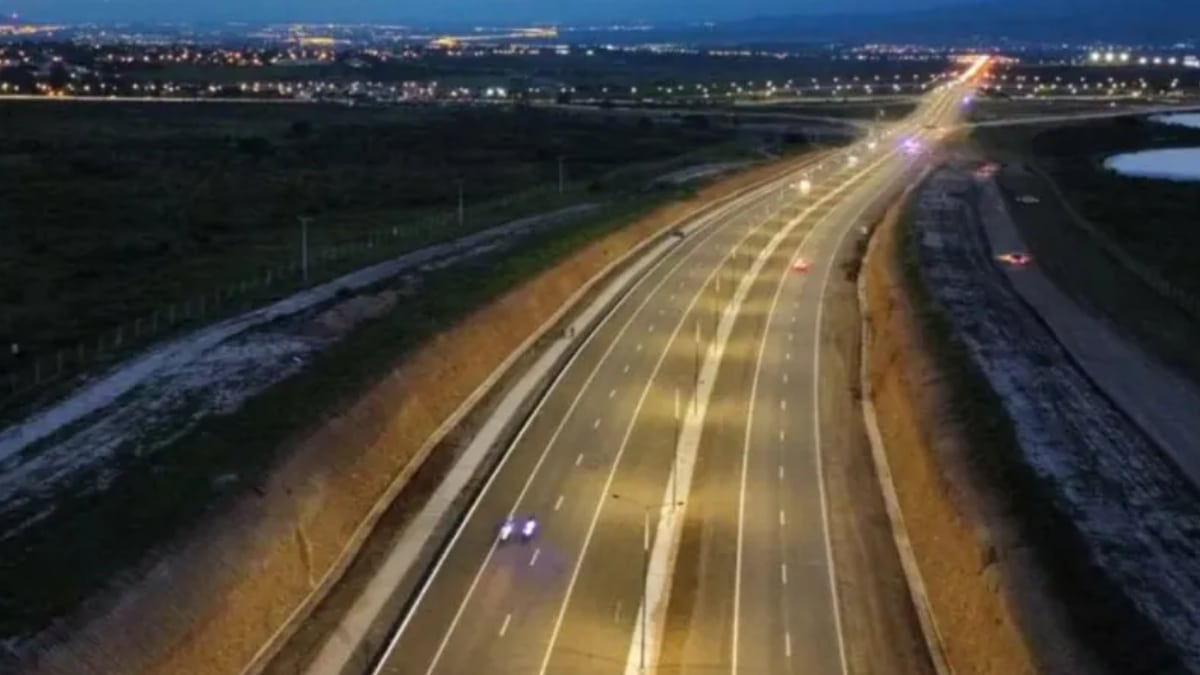 Autopista Valle del Lerma